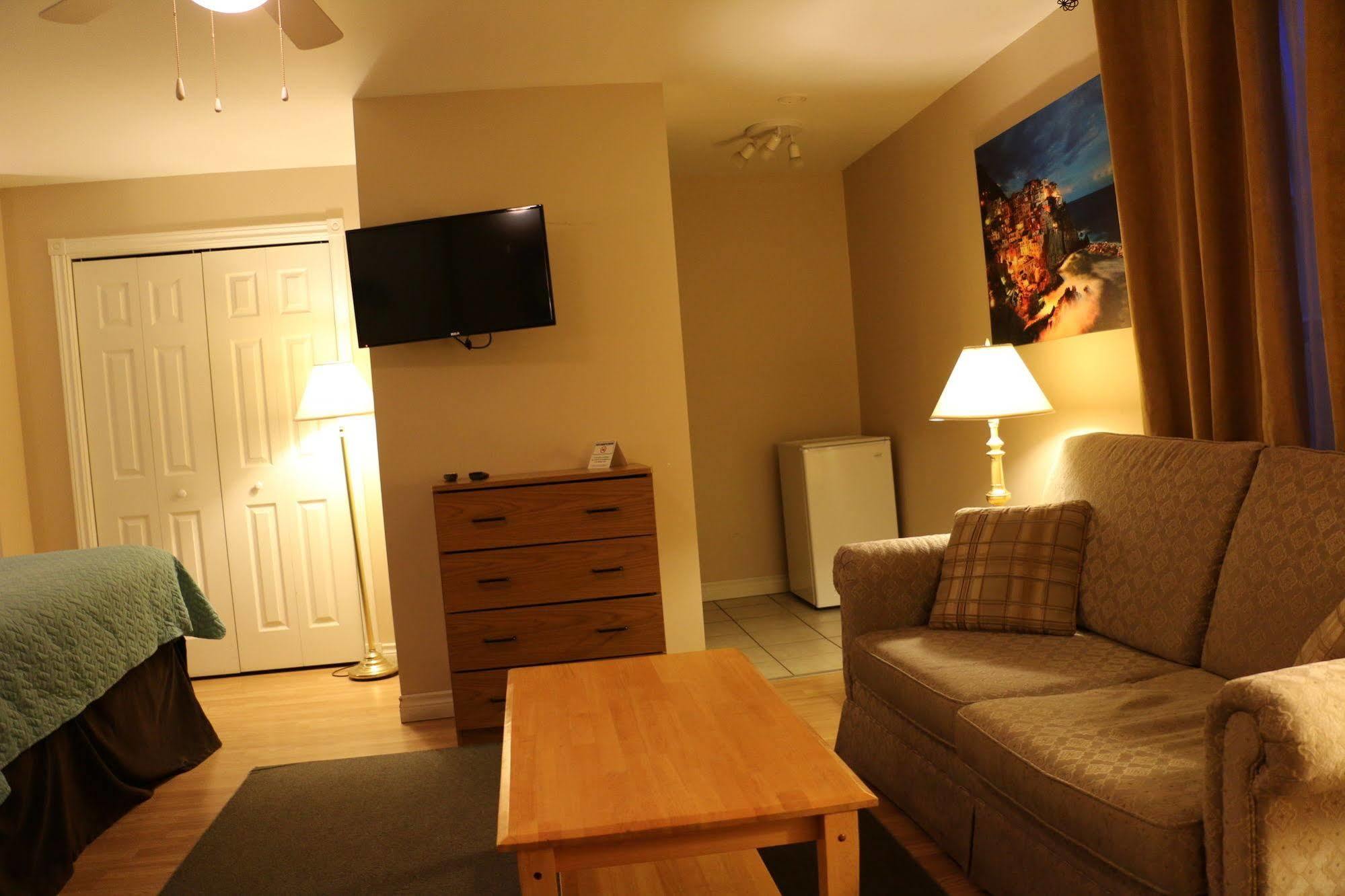מונקטון Midtown Motel & Suites מראה חיצוני תמונה