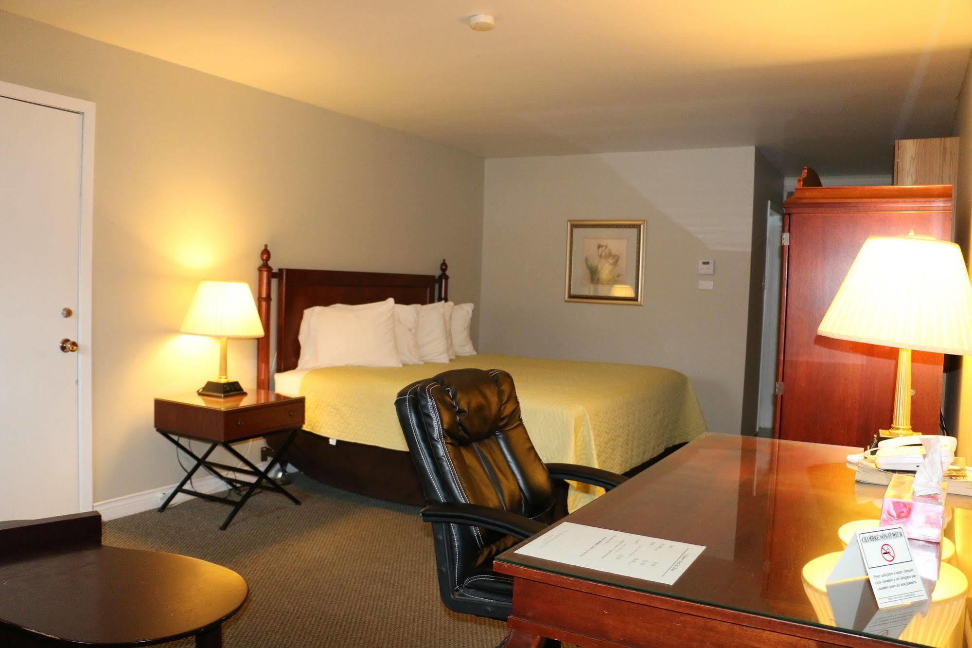 מונקטון Midtown Motel & Suites מראה חיצוני תמונה