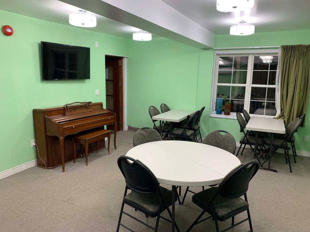מונקטון Midtown Motel & Suites מראה חיצוני תמונה